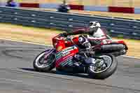 donington-no-limits-trackday;donington-park-photographs;donington-trackday-photographs;no-limits-trackdays;peter-wileman-photography;trackday-digital-images;trackday-photos
